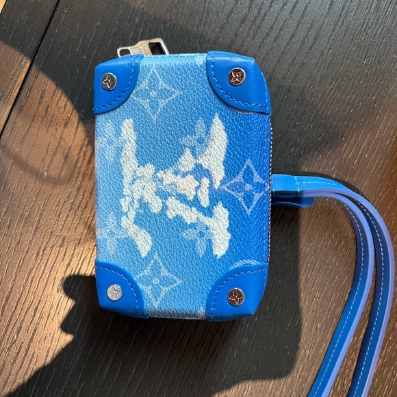 Rare! Louis Vuitton Clouds Trunk Lanyard. - Picture 8 of 8
